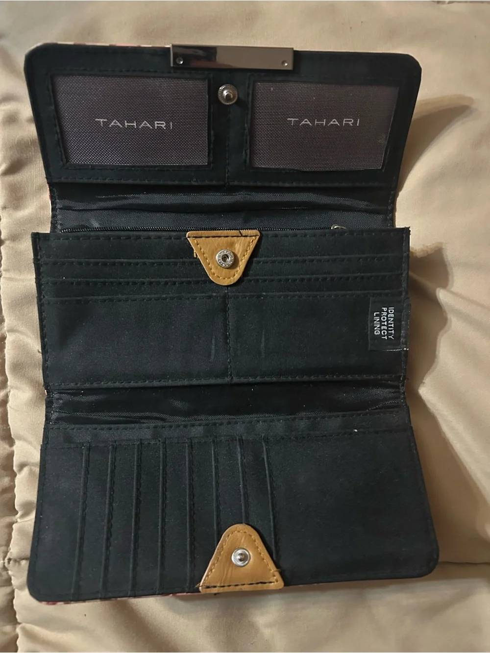 Tahari wallet pink